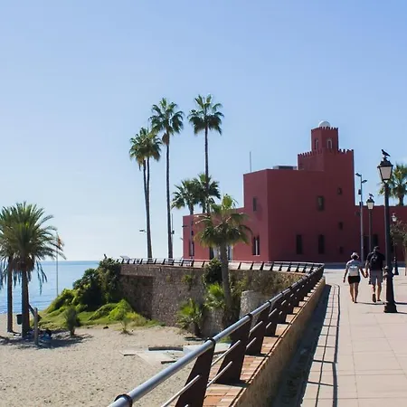 With Excellent Sea Views Apartament Benalmádena